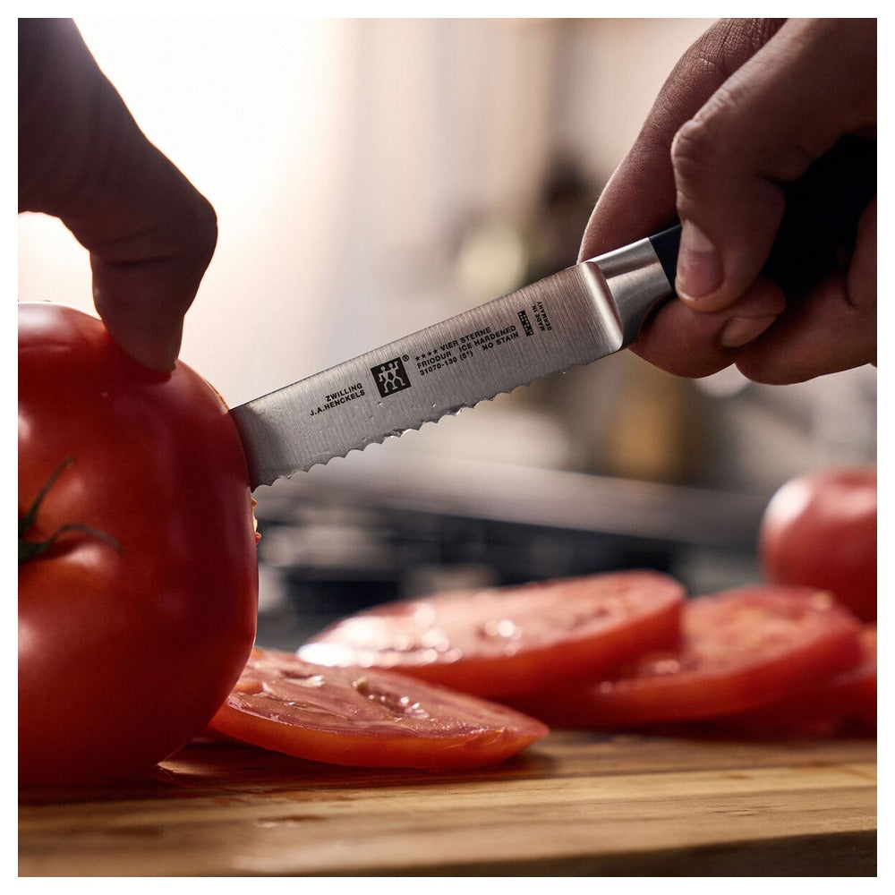 13 cm - Zwilling 4 Stars Coltello Universale Seghettato In Acciaio Inox