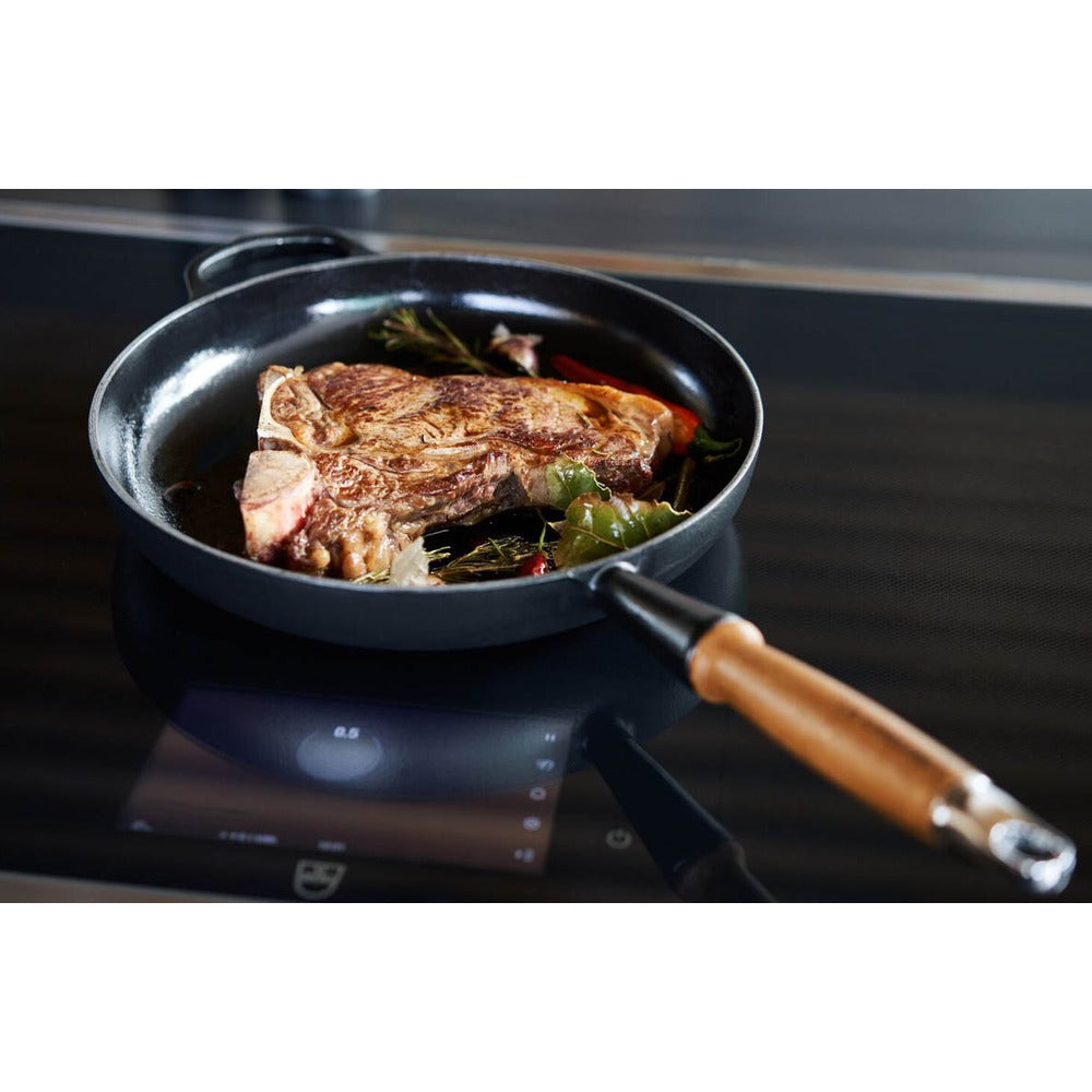 28 cm - Le Creuset Evolution Padella Bassa In Ghisa Vetrificata Con Manico In Legno