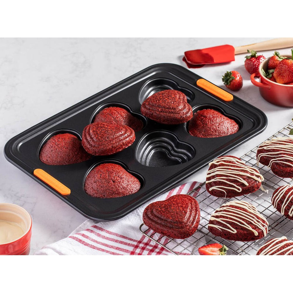 6 Forme - Le Creuset Cuore Stampo Muffin Antiaderente In Acciaio
