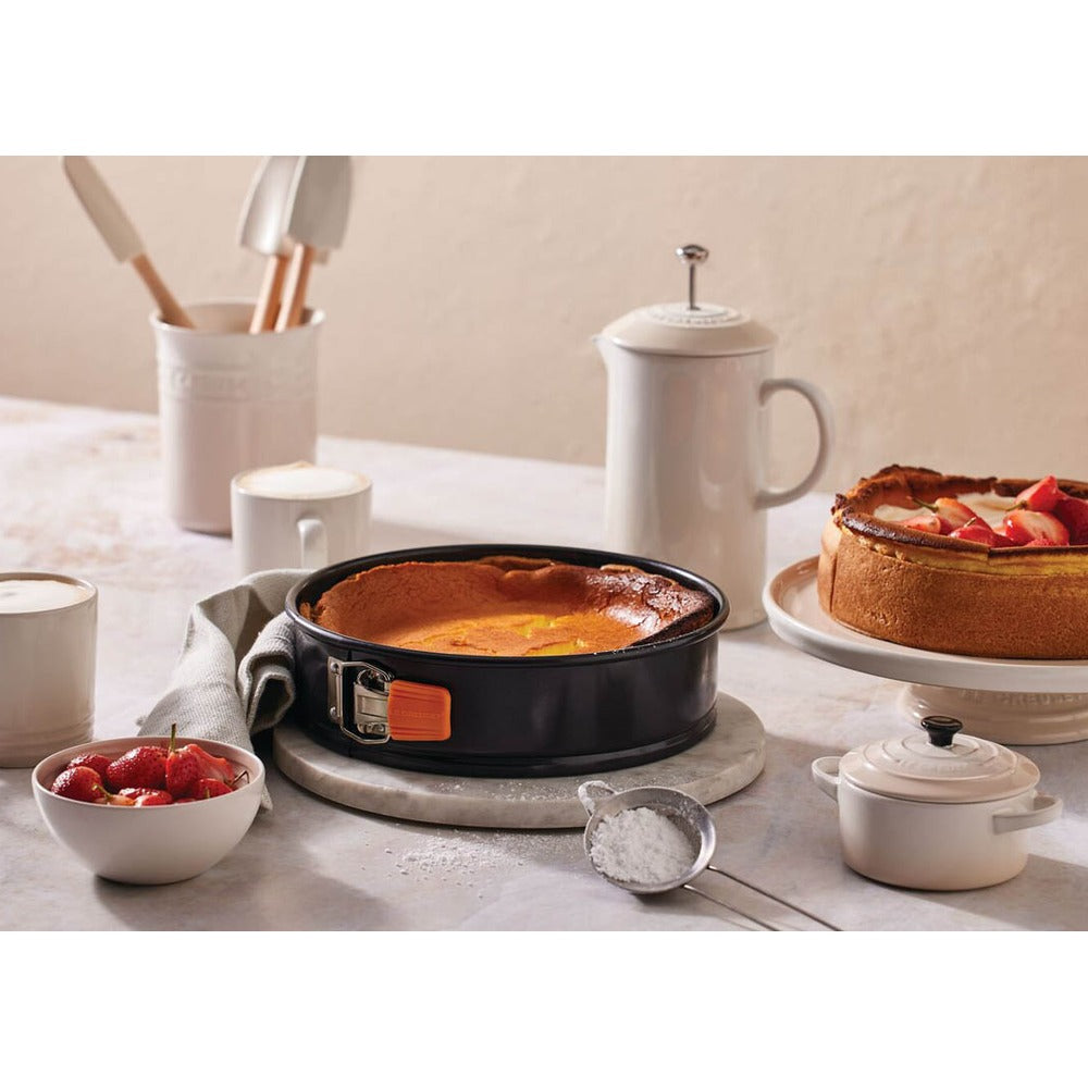 Nonstick Round Springform Pan