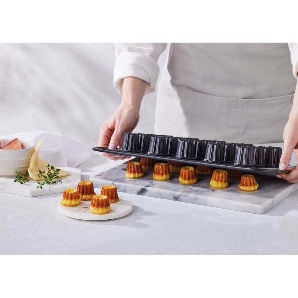 20 Forme - Le Creuset Forme Speciali Stampo Mini Cannelè Antiaderente In Acciaio al Carbonio