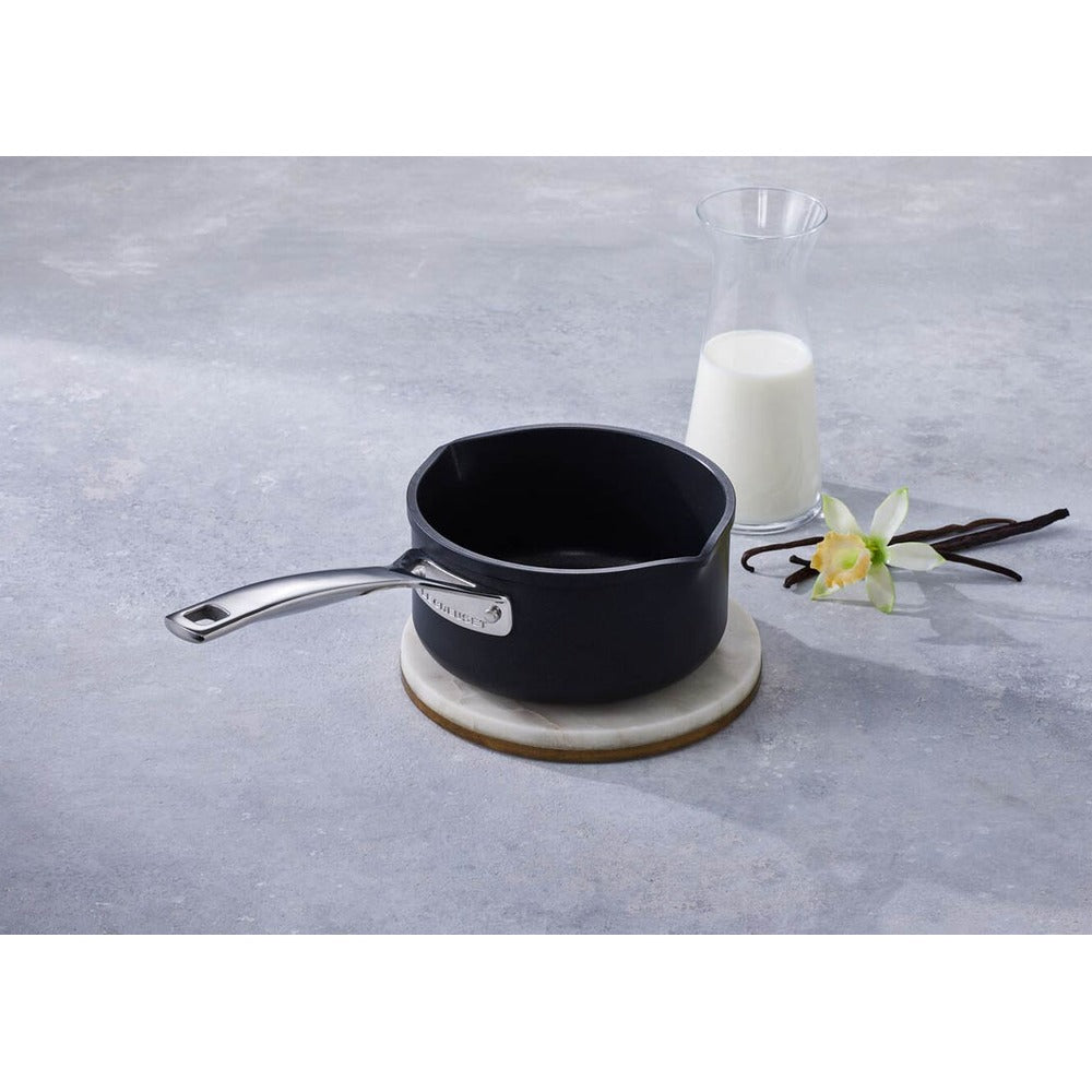 Le Creuset Essential Casseruola Doppio Becco Con Manico In Alluminio