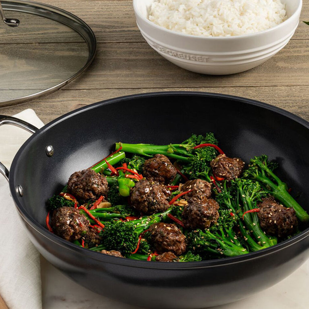 32 cm - Le Creuset Essential Wok Doppia Maniglia Con Rivestimento In Ceramica In Acciaio Inox