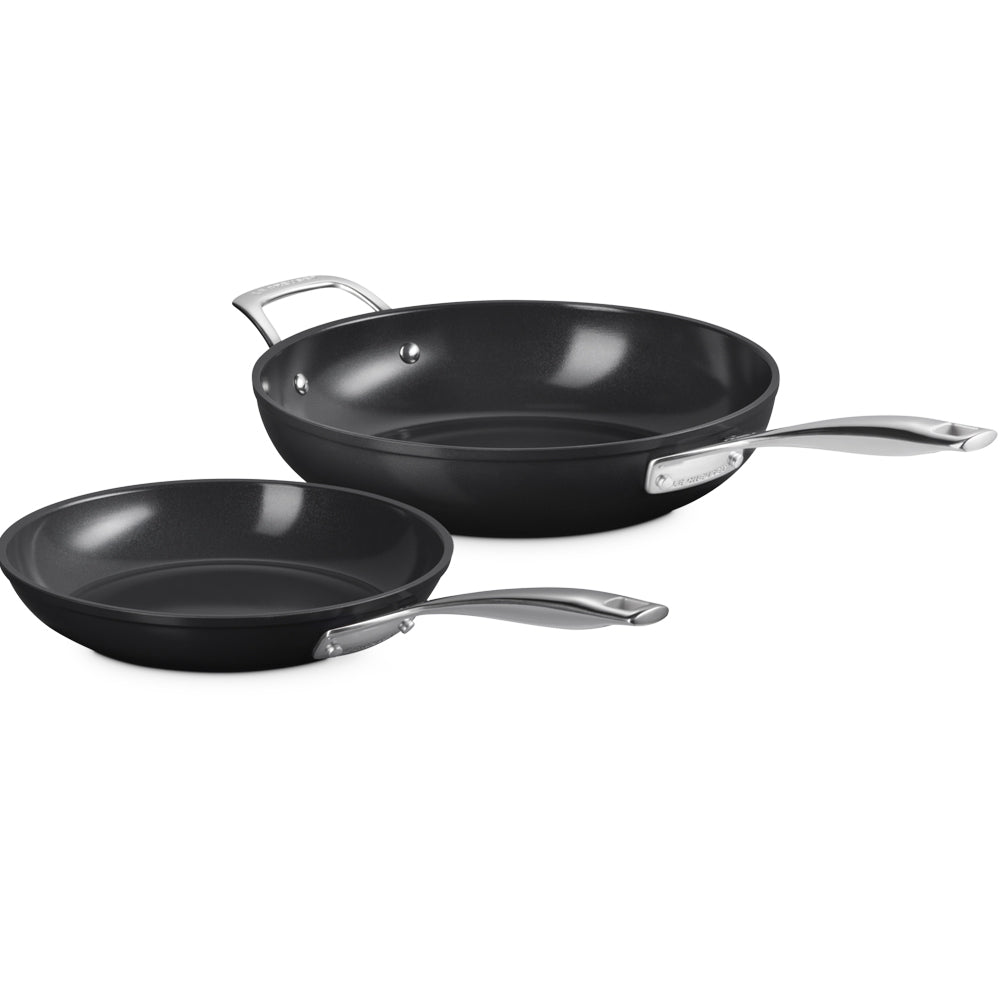 24-28 cm - Le Creuset Essential Set Padelle Antiaderenti Con Rivestimento In Ceramica In Acciaio Inox Set 2 Pz