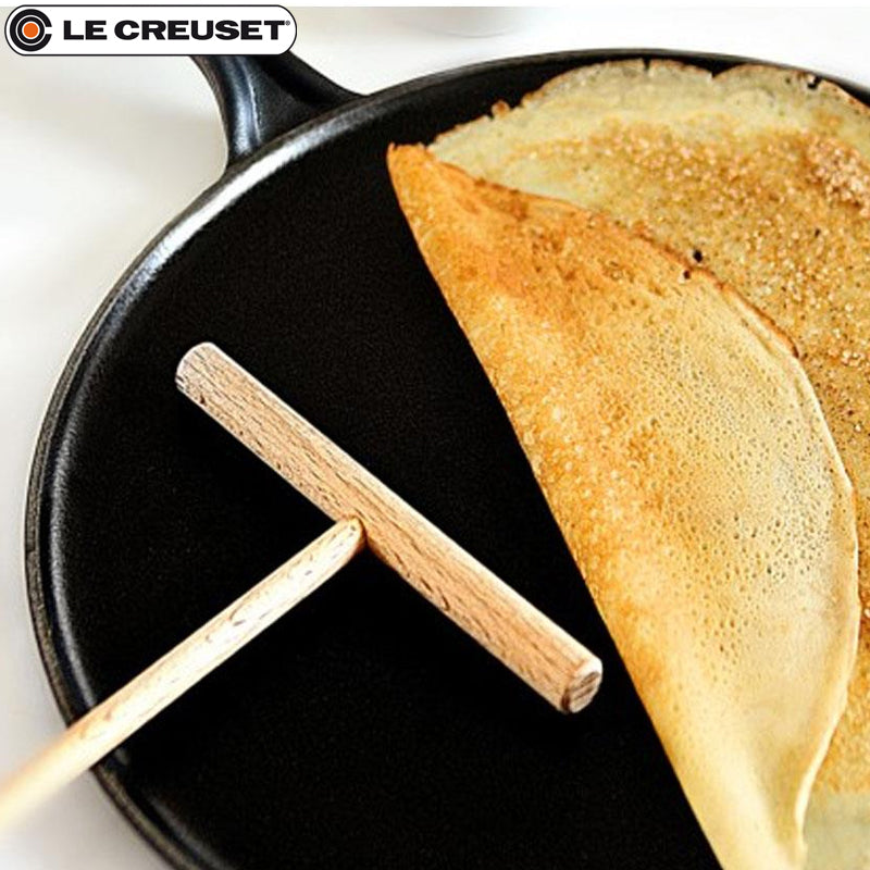 27 Cm Le Creuset Crepiera Rotonda In Ghisa Con Spatola In Legno
