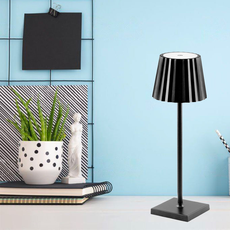 38 Cm K Light Lampada Da Tavolo In Alluminio