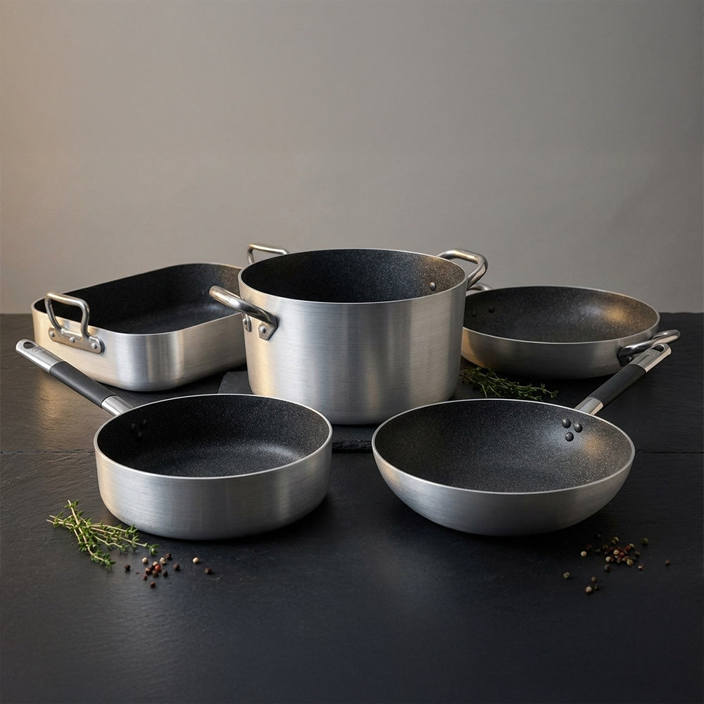 Agnelli Sharkskin: Crea il tuo set di Pentole e Padelle