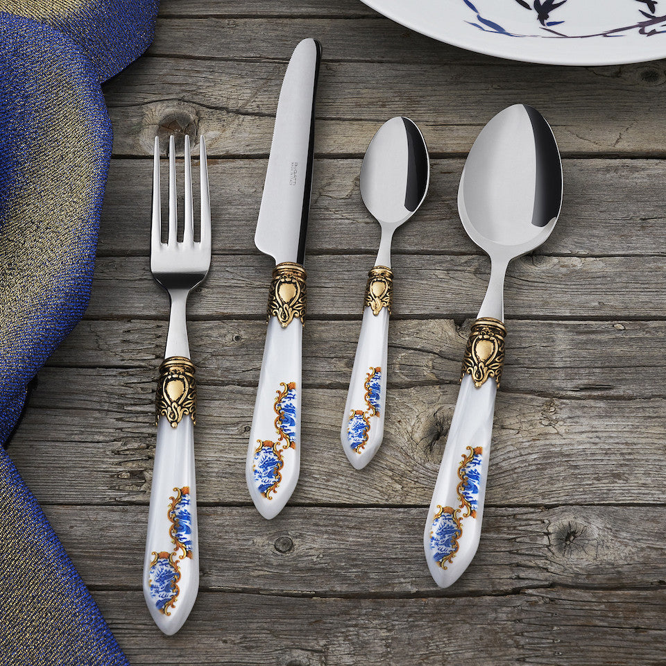 Set di posate anticate/vintage