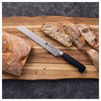 20 cm - Zwilling 4 Stars Coltello Pane Seghettato In Acciaio Inox