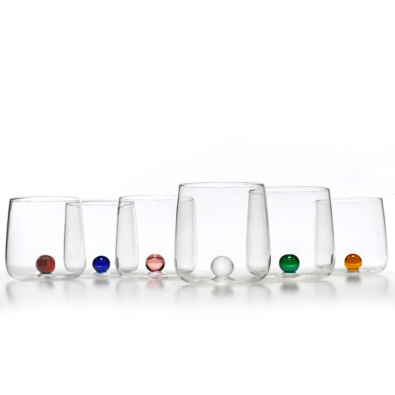 Drie Vazen Van Gekleurd Glas Met Een Patroon Stock Foto - Image of