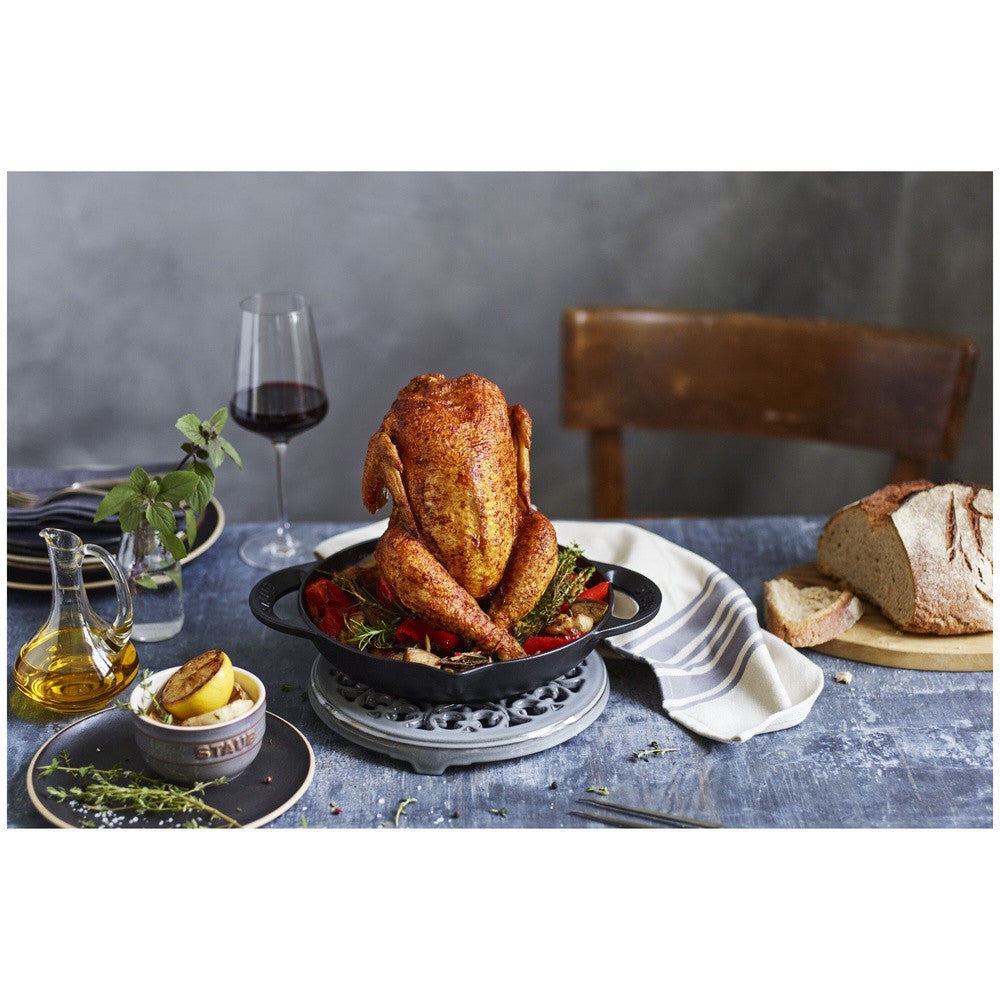 24 cm - Staub Specialities Cuocipollo In Ghisa