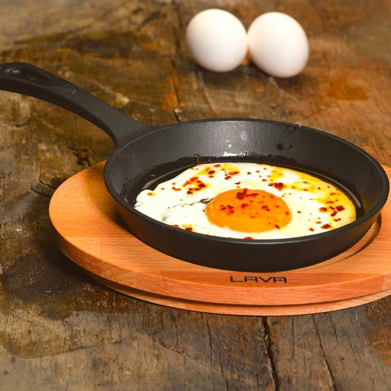 16 Cm Paderno Padella Bassa Rotonda Con Manico In Ghisa Smaltata Con Supporto In Legno