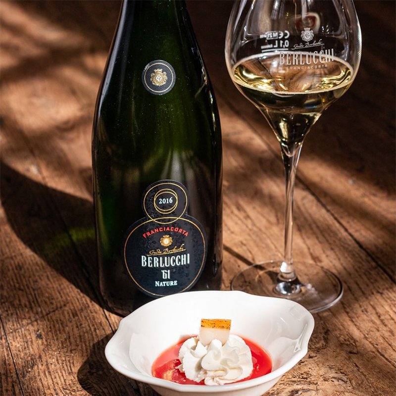 61 Nature Millesimato Franciacorta Docg 2016 Cantine Berlucchi
