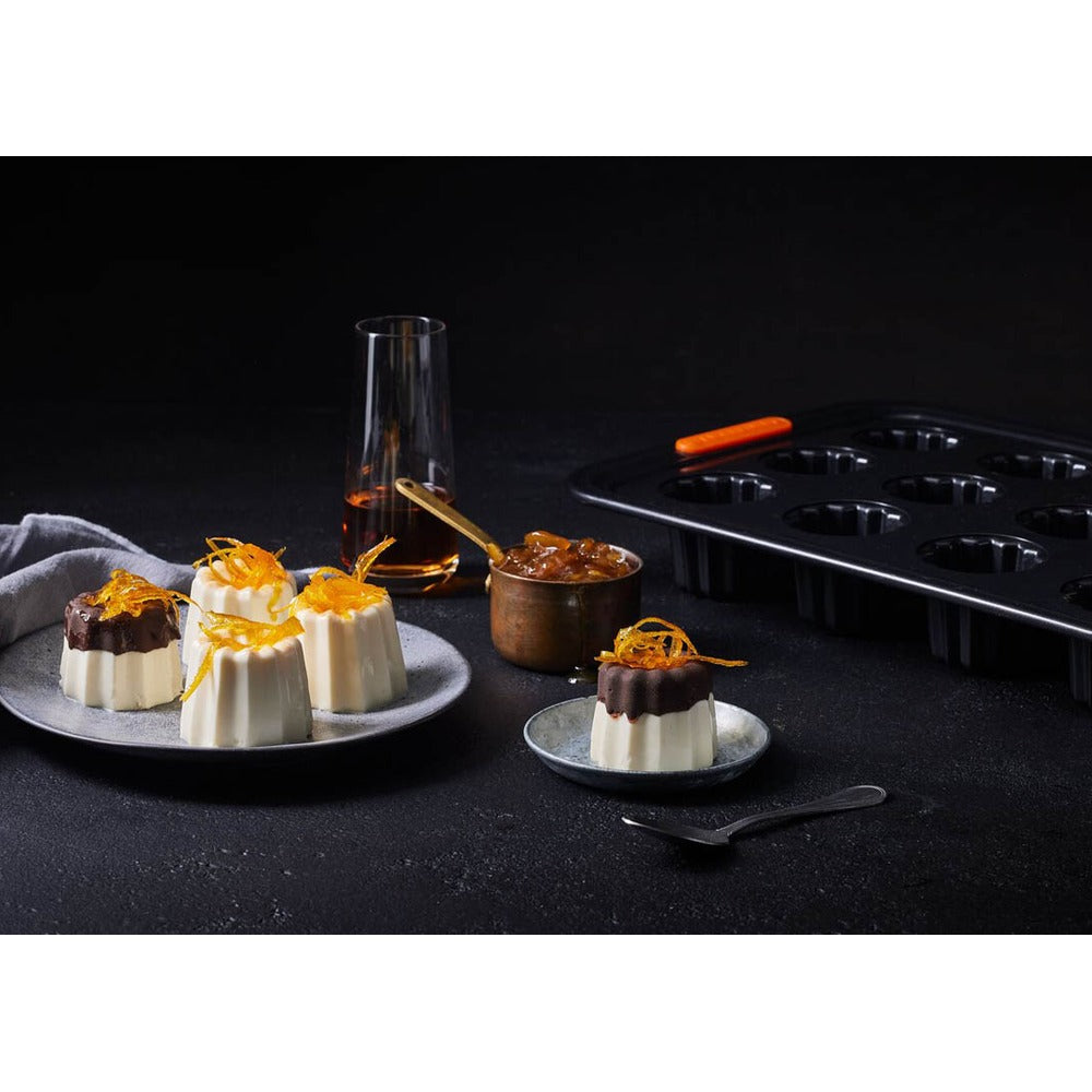 12 Forme - Le Creuset Forme Speciali Stampo Cannelè Antiaderente In Acciaio al Carbonio
