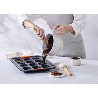 12 Forme - Le Creuset Forme Speciali Stampo Brownie Antiaderente In Acciaio al Carbonio