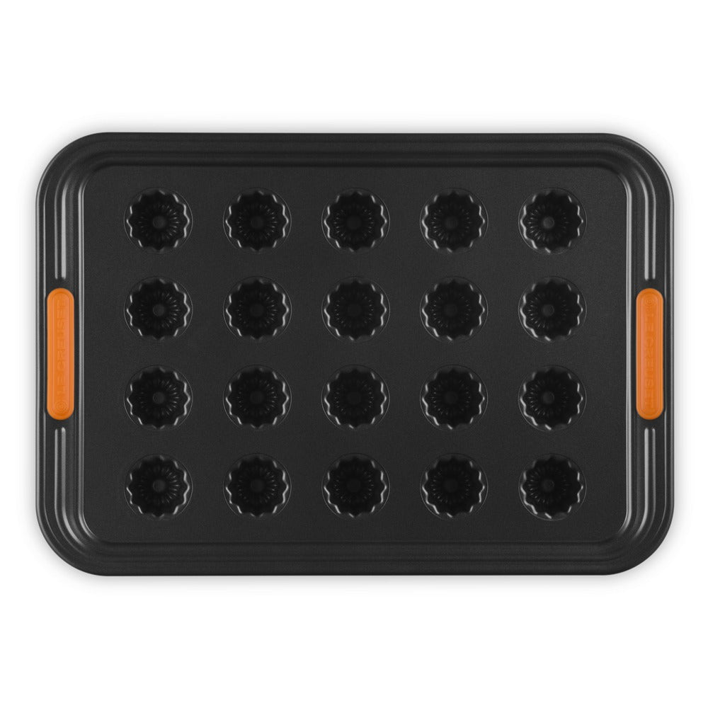 20 Forme - Le Creuset Forme Speciali Stampo Mini Cannelè Antiaderente In Acciaio al Carbonio