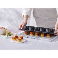 20 Forme - Le Creuset Forme Speciali Stampo Mini Cannelè Antiaderente In Acciaio al Carbonio