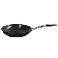 Le Creuset Essential Padella Bassa Antiaderente Con Rivestimento In Ceramica In Acciaio Inox