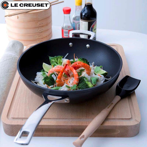 Le Creuset Les Forgees Wok Antiaderente In Alluminio Con Manico