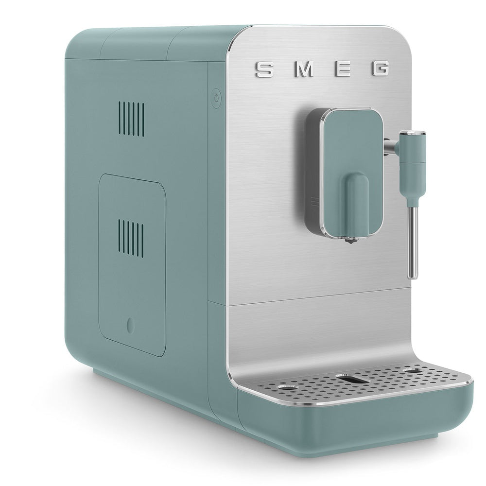 Smeg Macchina da Caffè Espresso Automatica Con Lancia Vapore