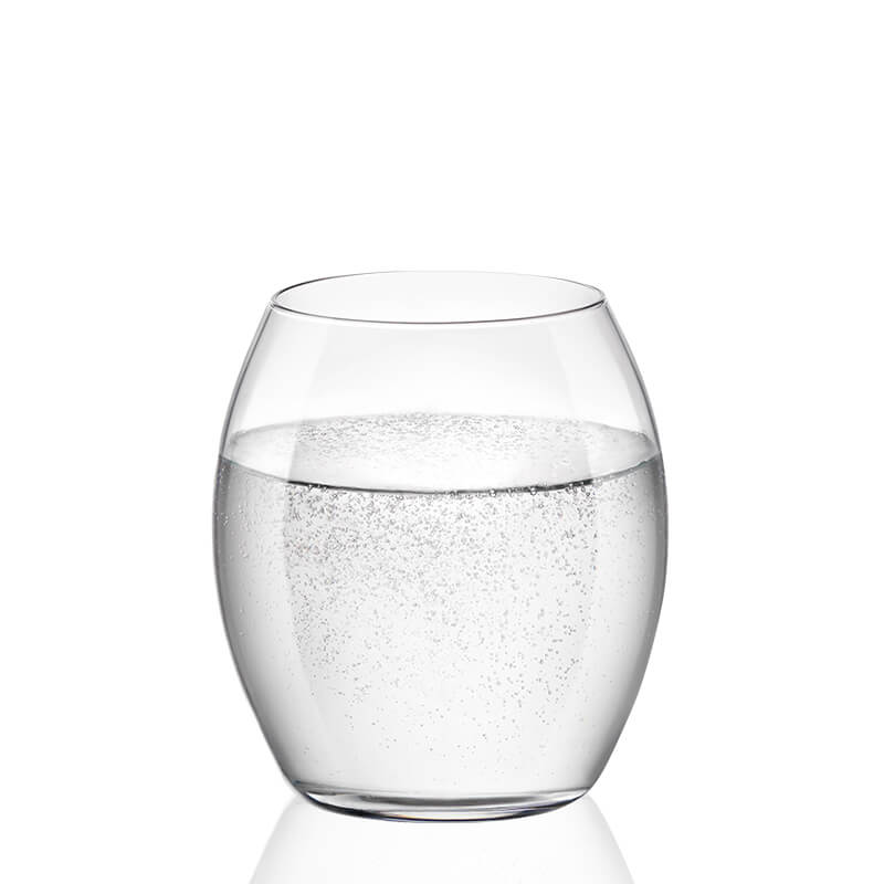 Bicchieri acqua, moderni e colorati in vetro o cristallo